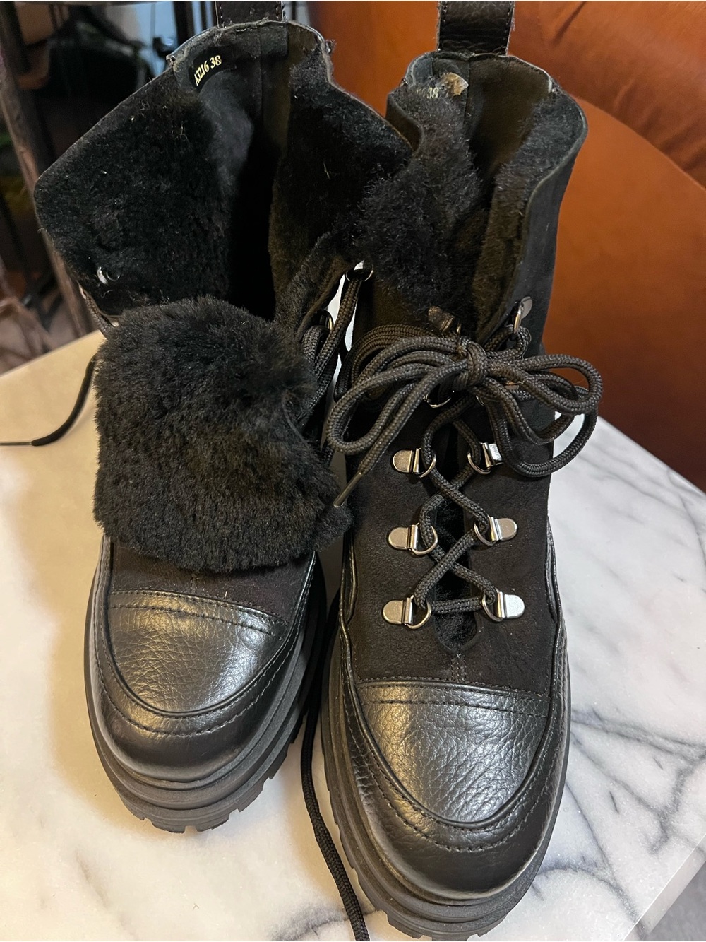 Women’s Black Fur-Trim Lace-Up leather Winter Boots